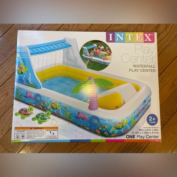 NWT Intex inflatable play center new in the original boc - Picture 2 of 2